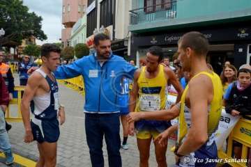 El teldense Saúl Castro gana con autoridad la XXX Carrera Popular Paco Artiles (Foto Francisco Javier Santana y TA)